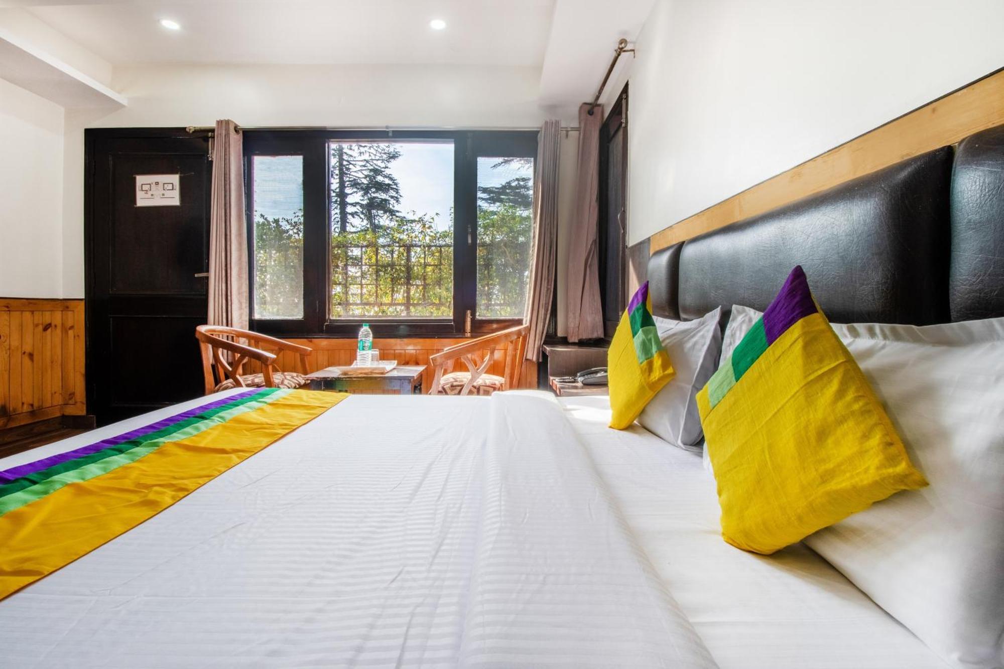 Itsy Hotels Avantika With Forest View Shimla Exterior foto